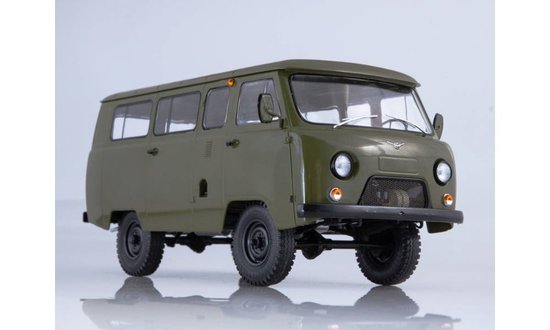 BUS UAZ-452V